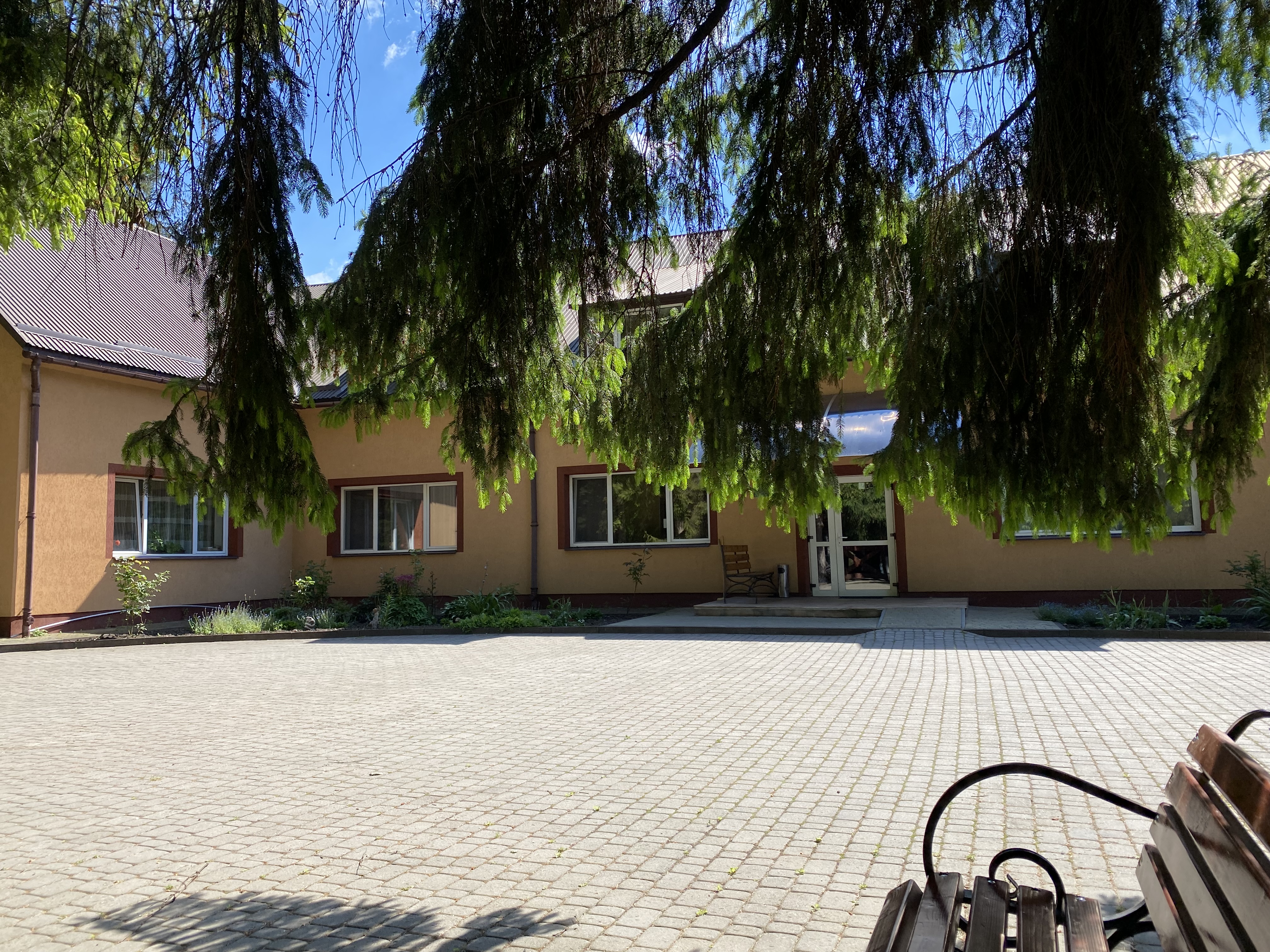 Частный дом престарелых  и инвалидов во Львове
